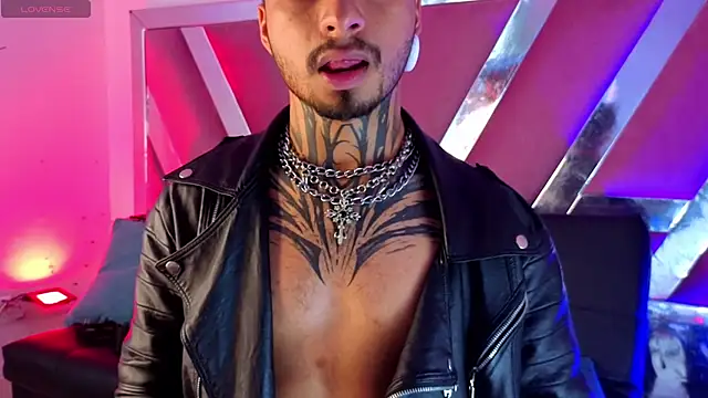 JuanCamiilo 66 online show from 06-03-26, 02:33