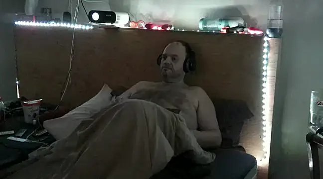 caressonnous online show from 02-01-25, 07:23