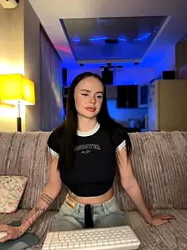 DinaTasty online show from 10-31-25, 05:47