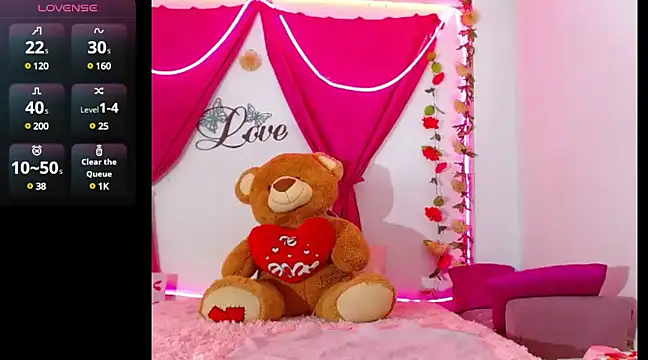 natashakissess online show from 03-05-25, 04:24