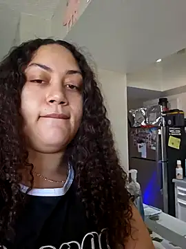 honeeyyy pot online show from 12-14-24, 07:57