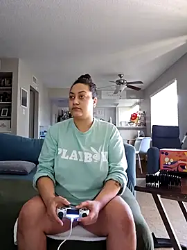 honeeyyy pot online show from 12-30-24, 07:11