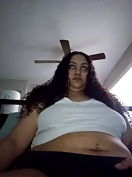 honeeyyy pot online show from 10-01-25, 04:02