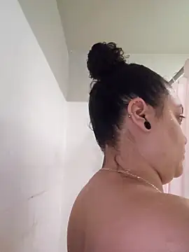 honeeyyy pot online show from 10-07-25, 04:53