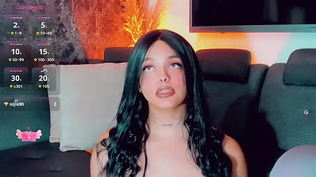 Snapshot of Emmaa_Saenz_ chatting on 05-19-26, 01:56 Emmaa Saenz online show from 05-19-26, 01:56