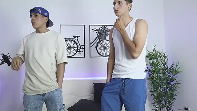 Snapshot of Crazy_nigth01 chatting on 10-05-25, 01:59 Crazy nigth01 online show from 10-05-25, 01:59