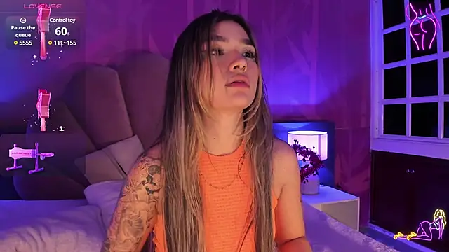 Snapshot of Arianavillada chatting on 02-26-25, 03:21 Arianavillada online show from 02-26-25, 03:21