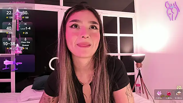 Snapshot of Arianavillada chatting on 03-06-25, 06:08 Arianavillada online show from 03-06-25, 06:08
