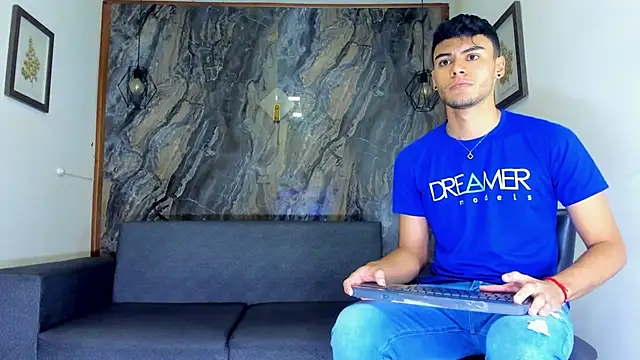 Snapshot of liam_genner_ chatting on 01-31-25, 07:40 liam genner online show from 01-31-25, 07:40