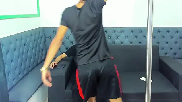 Snapshot of liam_genner_ chatting on 03-13-25, 08:00 liam genner online show from 03-13-25, 08:00