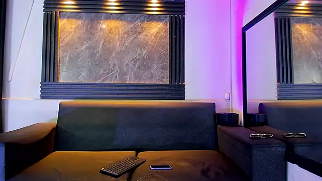 Snapshot of liam_genner_ chatting on 11-05-25, 07:58 liam genner online show from 11-05-25, 07:58