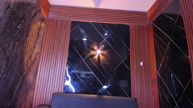 Snapshot of liam_genner_ chatting on 11-19-25, 08:31 liam genner online show from 11-19-25, 08:31