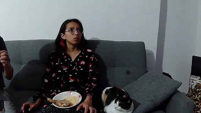 Snapshot of Katalleya_jyj chatting on 02-26-25, 05:31 Katalleya jyj online show from 02-26-25, 05:31