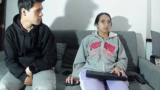 Snapshot of Katalleya_jyj chatting on 10-08-25, 01:42 Katalleya jyj online show from 10-08-25, 01:42