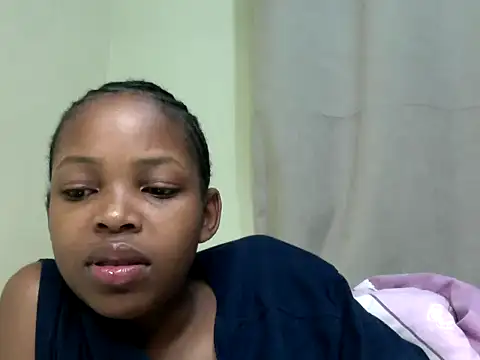 Snapshot of queen-sasha chatting on 05-13-26, 12:41 queen-sasha online show from 05-13-26, 12:41