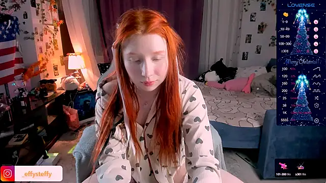 Snapshot of CallMeEffy1 chatting on 12-15-24, 05:13 CallMeEffy1 online show from 12-15-24, 05:13