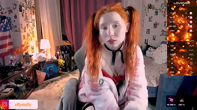 Snapshot of CallMeEffy1 chatting on 12-20-24, 03:25 CallMeEffy1 online show from 12-20-24, 03:25