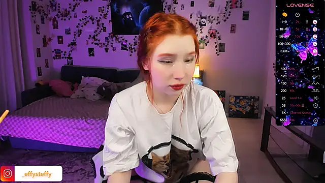 Snapshot of CallMeEffy1 chatting on 01-22-25, 06:10 CallMeEffy1 online show from 01-22-25, 06:10