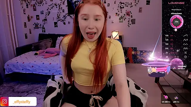 Snapshot of CallMeEffy1 chatting on 03-10-25, 04:17 CallMeEffy1 online show from 03-10-25, 04:17