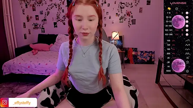 Snapshot of CallMeEffy1 chatting on 03-12-25, 09:03 CallMeEffy1 online show from 03-12-25, 09:03