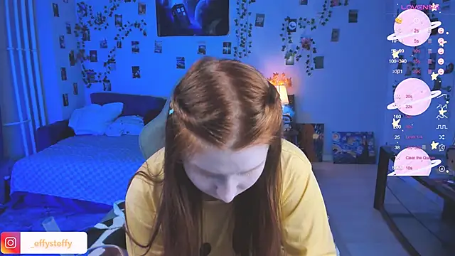 Snapshot of CallMeEffy1 chatting on 09-19-25, 07:25 CallMeEffy1 online show from 09-19-25, 07:25