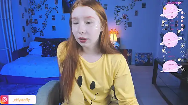 Snapshot of CallMeEffy1 chatting on 09-23-25, 04:10 CallMeEffy1 online show from 09-23-25, 04:10