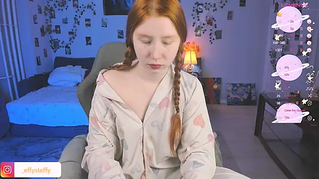 Snapshot of CallMeEffy1 chatting on 09-24-25, 03:04 CallMeEffy1 online show from 09-24-25, 03:04