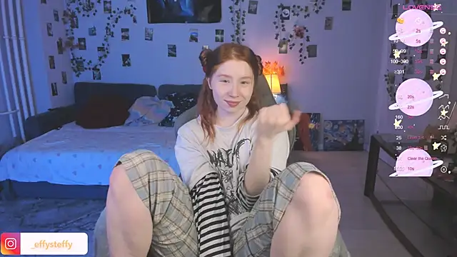 Snapshot of CallMeEffy1 chatting on 09-26-25, 10:25 CallMeEffy1 online show from 09-26-25, 10:25