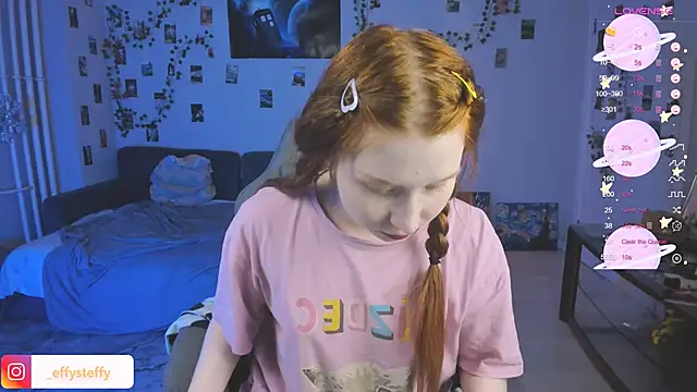 Snapshot of CallMeEffy1 chatting on 10-05-25, 07:23 CallMeEffy1 online show from 10-05-25, 07:23