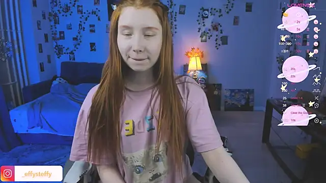 Snapshot of CallMeEffy1 chatting on 10-24-25, 10:06 CallMeEffy1 online show from 10-24-25, 10:06