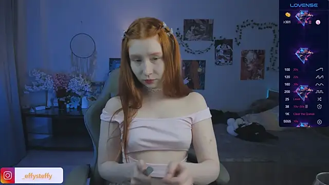 Snapshot of CallMeEffy1 chatting on 11-07-25, 07:25 CallMeEffy1 online show from 11-07-25, 07:25