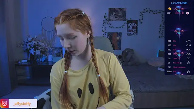 Snapshot of CallMeEffy1 chatting on 11-12-25, 09:47 CallMeEffy1 online show from 11-12-25, 09:47