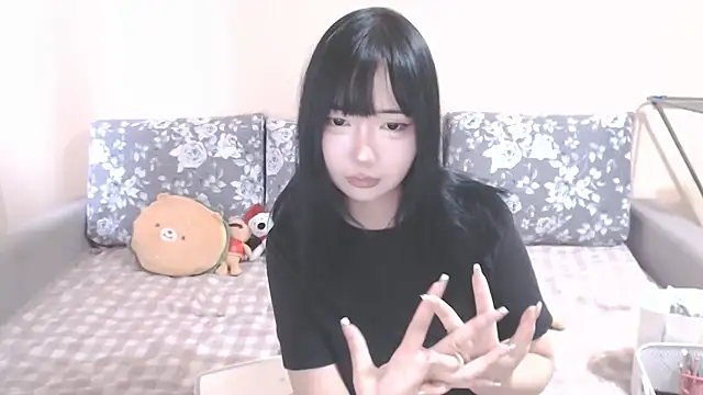 your angela online show from 02-18-26, 05:25