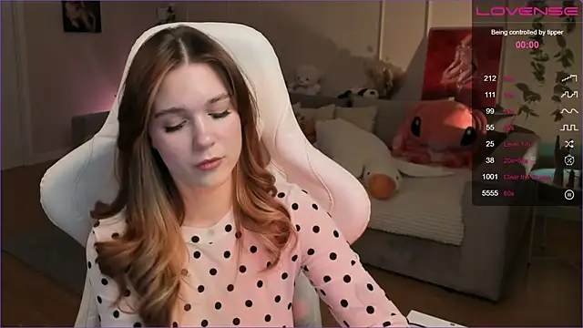 Snapshot of Frau_Lina chatting on 12-03-25, 03:21 Frau Lina online show from 12-03-25, 03:21