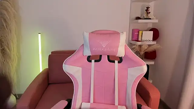 veronicaxx69 online show from 03-09-26, 01:53