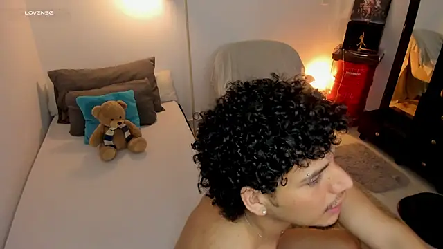 Curlblue online show from 09-13-25, 02:44