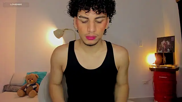 Curlblue online show from 09-30-25, 04:06