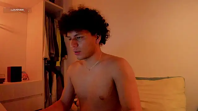 Curlblue online show from 12-04-25, 05:28