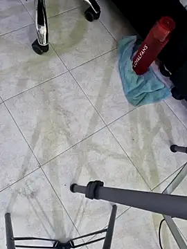 Snapshot of Sophiehuntress chatting on 03-21-25, 03:12 Sophiehuntress online show from 03-21-25, 03:12