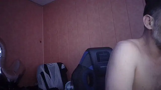 Lia Y PatrickX online show from 12-19-24, 12:02