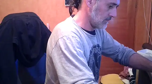 Lia Y PatrickX online show from 01-13-25, 07:53