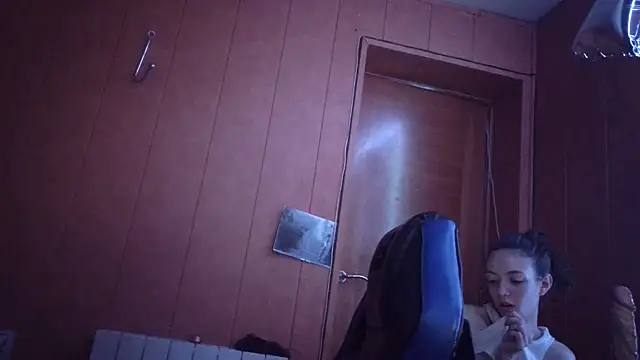 Lia Y PatrickX online show from 02-04-25, 05:34