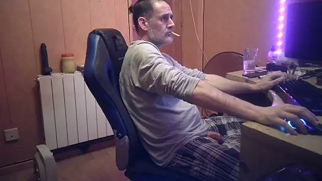 Lia Y PatrickX online show from 02-10-25, 07:28