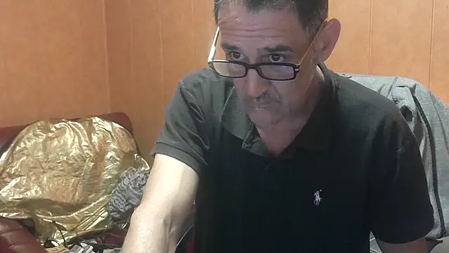 Snapshot of Lia_Y_PatrickX chatting on 11-13-25, 07:13 Lia Y PatrickX online show from 11-13-25, 07:13