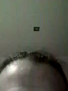 Snapshot of Lia_Y_PatrickX chatting on 02-10-26, 07:40 Lia Y PatrickX online show from 02-10-26, 07:40