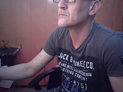 Snapshot of Lia_Y_PatrickX chatting on 03-03-26, 11:43 Lia Y PatrickX online show from 03-03-26, 11:43