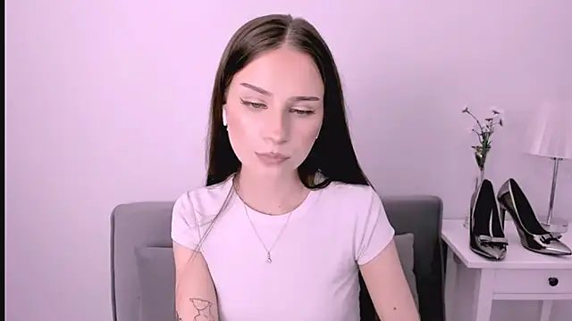EmilyDarling online show from 04-30-26, 08:57