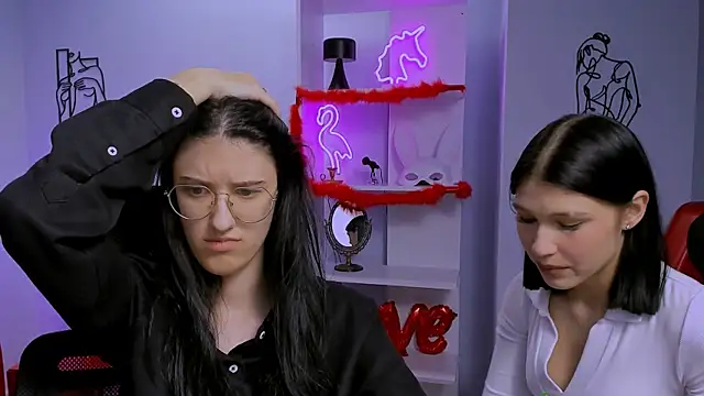 Snapshot of scarlet_mooore chatting on 03-07-25, 11:27 scarlet mooore online show from 03-07-25, 11:27