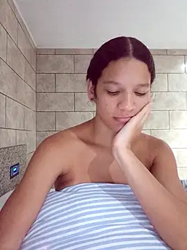 Snapshot of By_Aninha chatting on 05-04-26, 09:33 By Aninha online show from 05-04-26, 09:33
