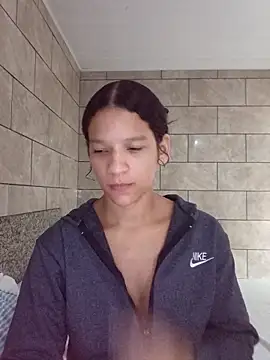 Snapshot of By_Aninha chatting on 05-12-26, 07:16 By Aninha online show from 05-12-26, 07:16